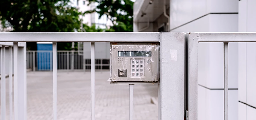 Gate Locks For Metal Gates in The Hammocks, Florida