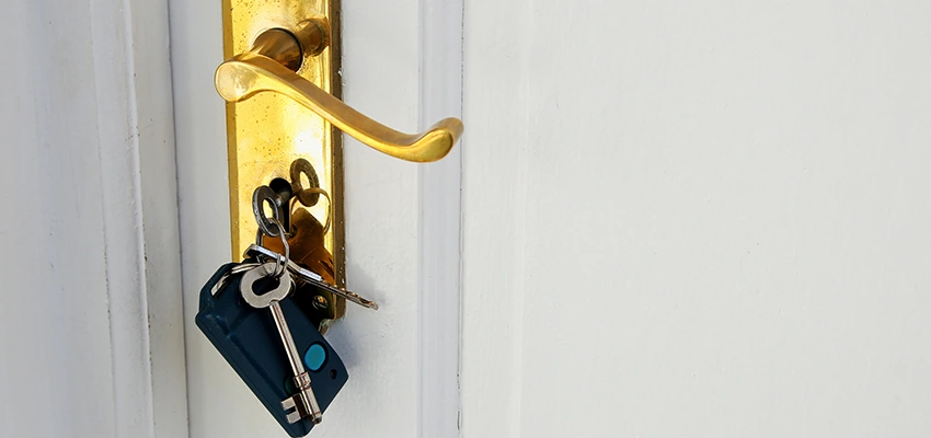 Broken Door Key Extraction in The Hammocks, FL